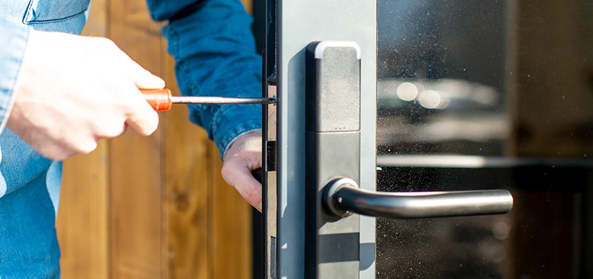 Aluminium Door Lock Replacement in Long Beach, California